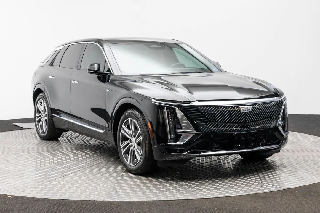 2024 Cadillac Lyriq - Image 4 of 21