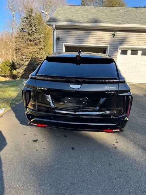 2024 Cadillac Lyriq - Image 9 of 21