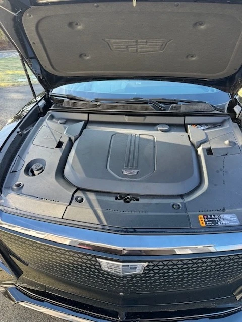 2024 Cadillac Lyriq - Image 13 of 21
