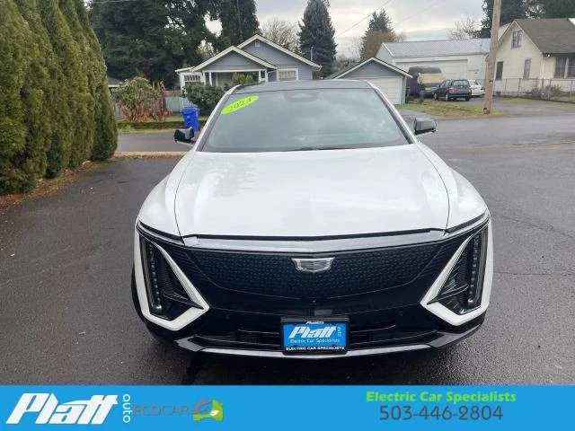 2024 Cadillac Lyriq - Image 17 of 21