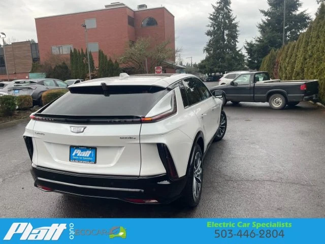 2024 Cadillac Lyriq - Image 12 of 21