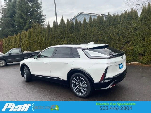 2024 Cadillac Lyriq - Image 9 of 21