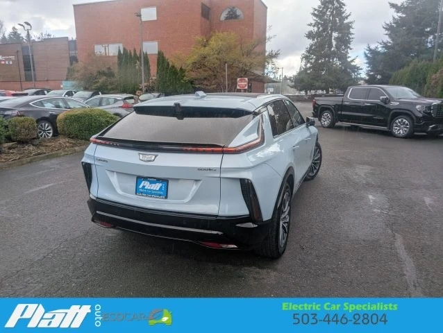 2024 Cadillac Lyriq - Image 12 of 21