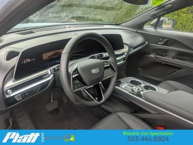 2024 Cadillac Lyriq - Image 18 of 21
