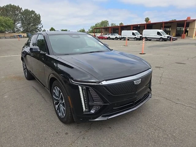 2024 Cadillac Lyriq - Image 2 of 5