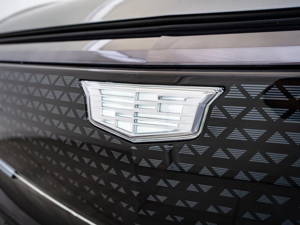 2024 Cadillac Lyriq - Image 3 of 21