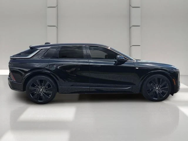 2024 Cadillac Lyriq - Image 6 of 31