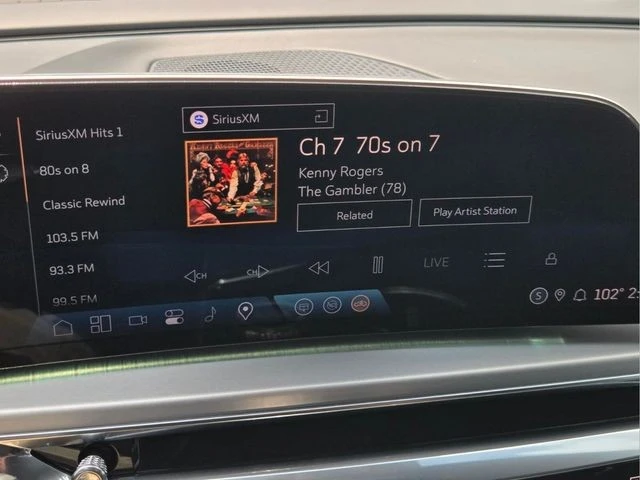 2024 Cadillac Lyriq - Image 29 of 31