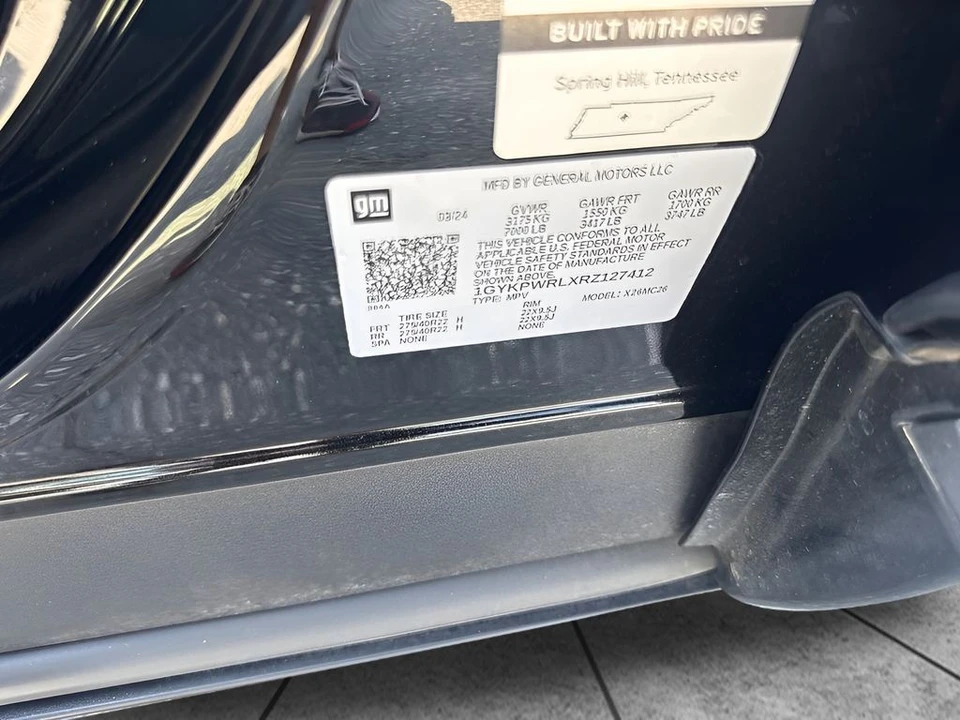 2024 Cadillac Lyriq - Image 29 of 29