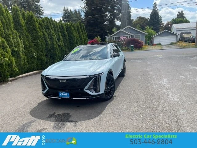 2024 Cadillac Lyriq - Image 2 of 31