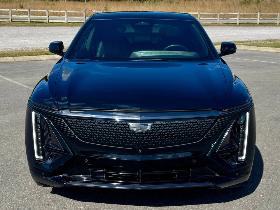 2024 Cadillac Lyriq - Image 5 of 12