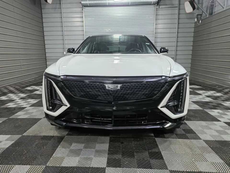 2024 Cadillac Lyriq - Image 3 of 12