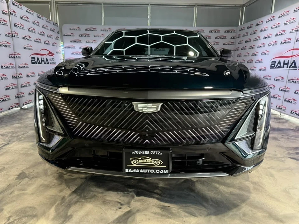 2024 Cadillac Lyriq - Image 3 of 31
