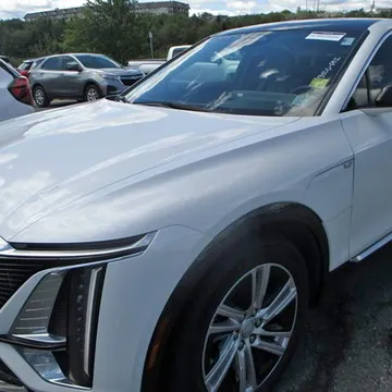 2024 Cadillac LYRIQ Tech