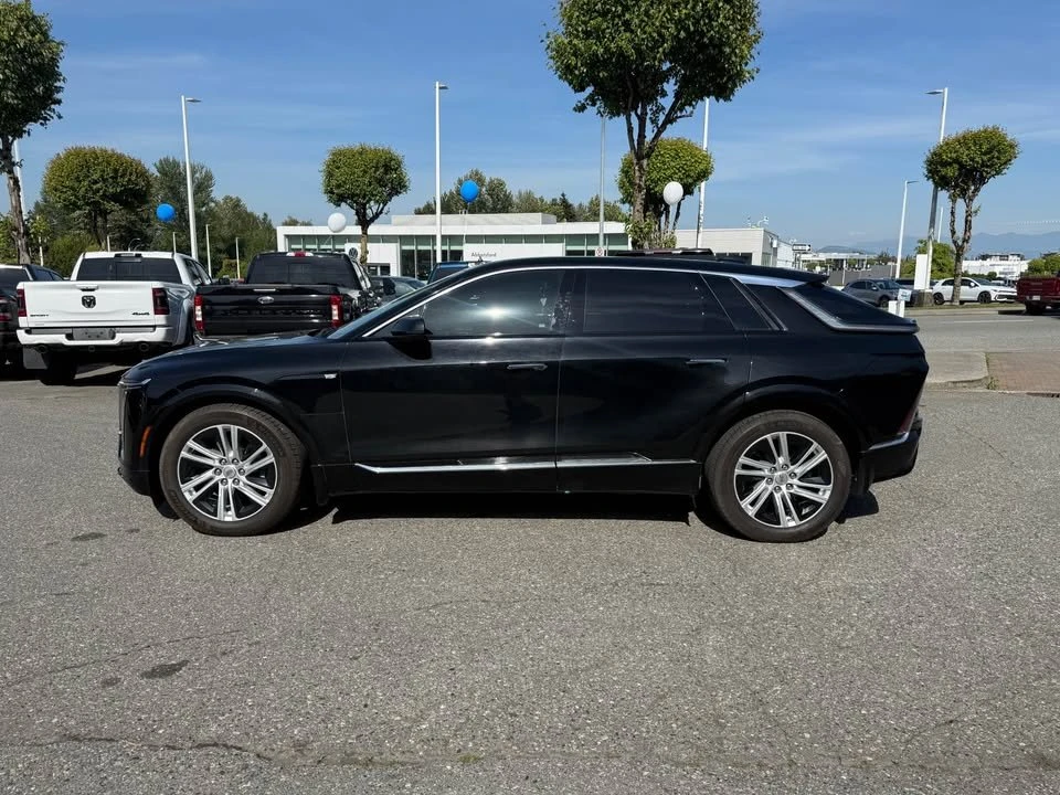 2024 Cadillac Lyriq - Image 3 of 16