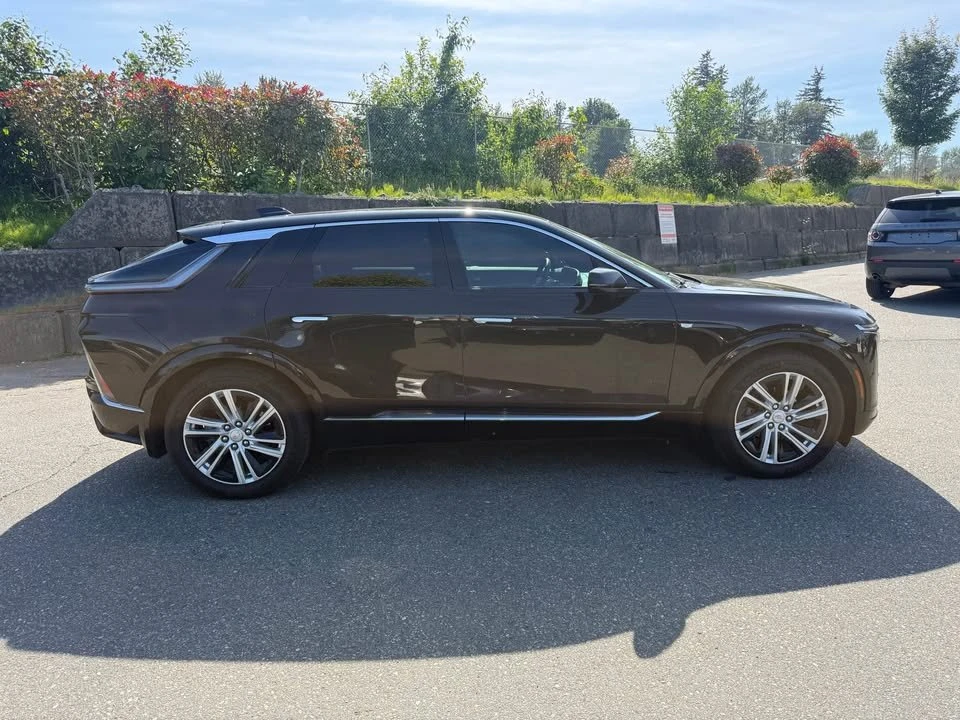 2024 Cadillac Lyriq - Image 4 of 16