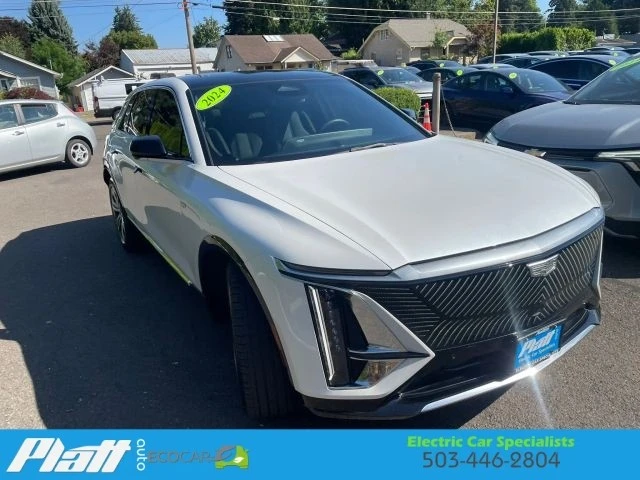 2024 Cadillac Lyriq - Image 17 of 31