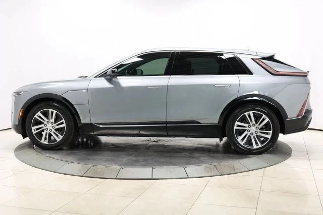 2024 Cadillac Lyriq - Image 8 of 12