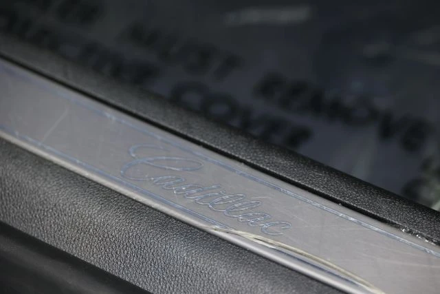 2024 Cadillac Lyriq - Image 11 of 12