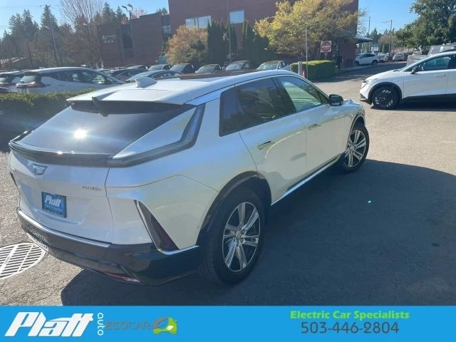 2024 Cadillac Lyriq - Image 9 of 21