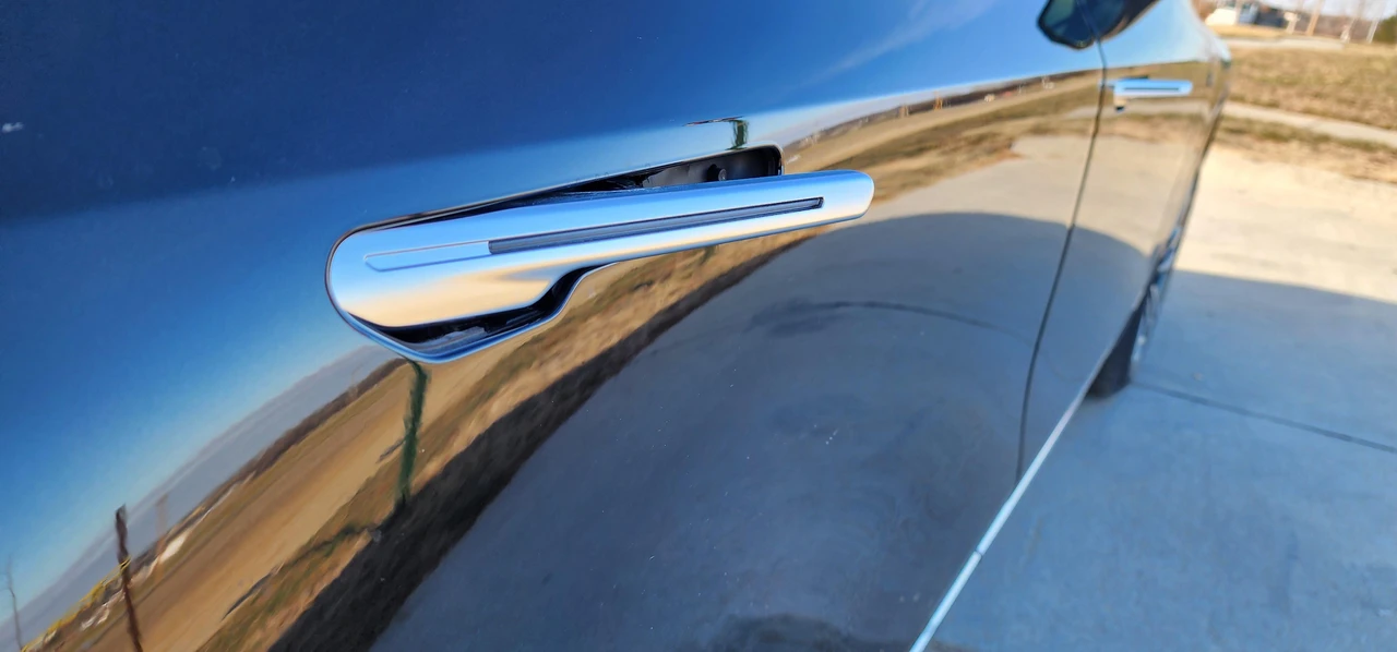 2024 Cadillac Lyriq - Image 20 of 31