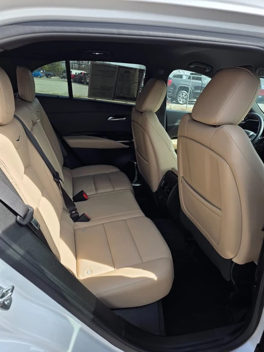 2024 Cadillac XT4 - Image 6 of 9