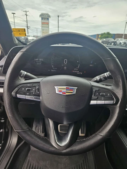 2024 Cadillac XT4 - Image 5 of 8