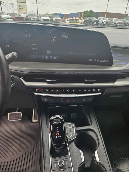 2024 Cadillac XT4 - Image 6 of 8