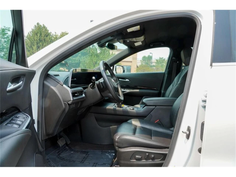 2024 Cadillac XT4 - Image 9 of 31