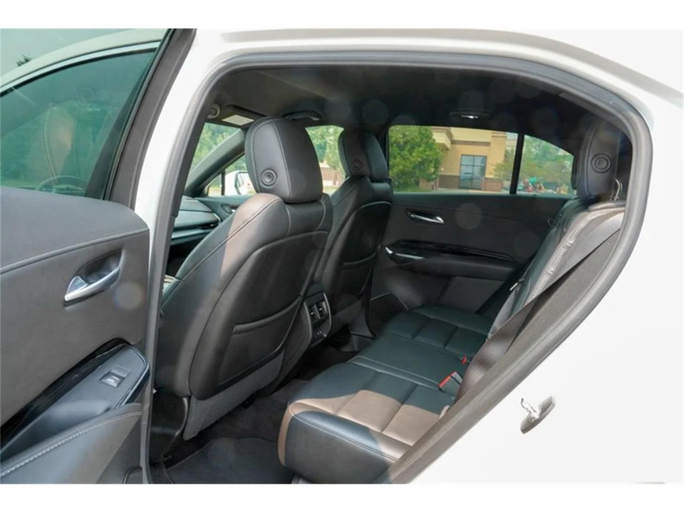 2024 Cadillac XT4 - Image 14 of 31