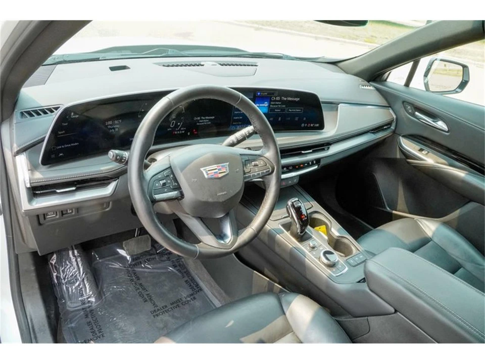 2024 Cadillac XT4 - Image 10 of 31