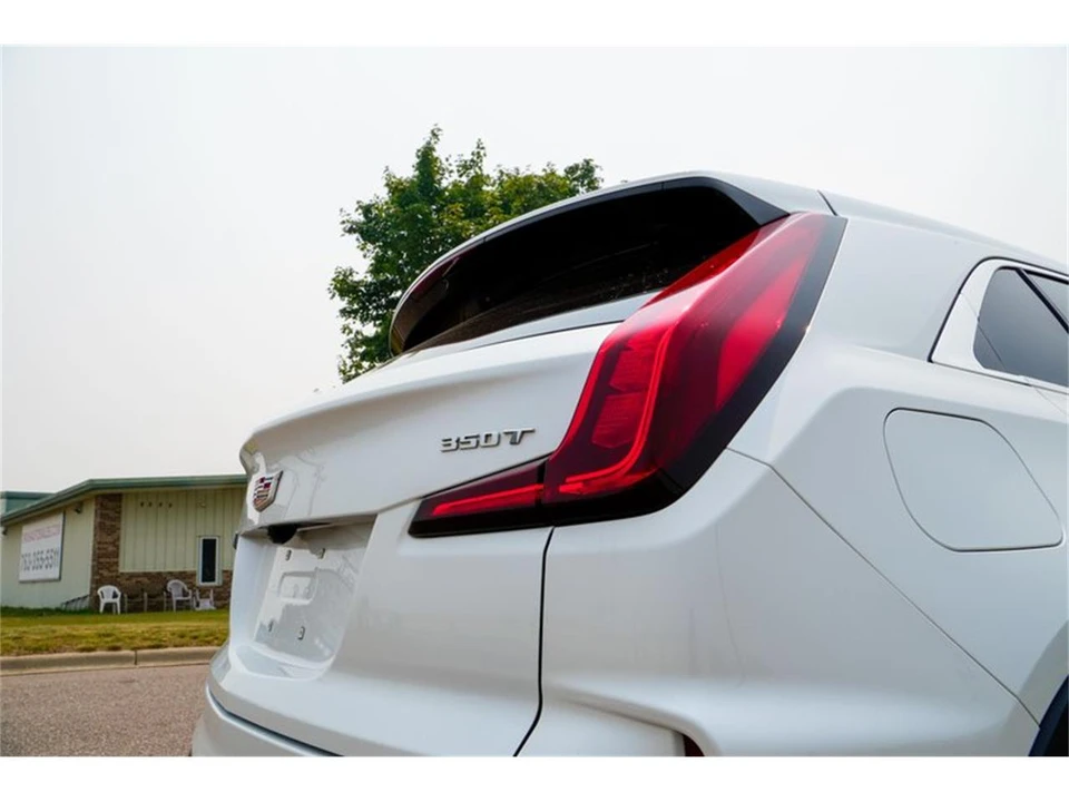 2024 Cadillac XT4 - Image 27 of 31
