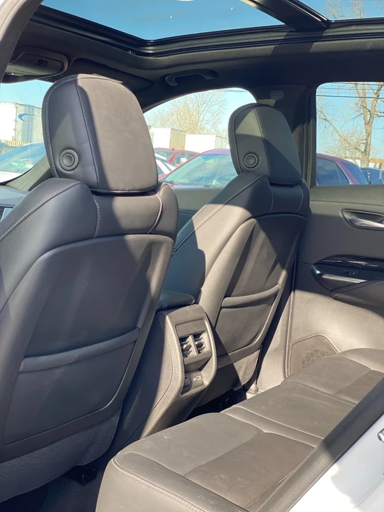 2024 Cadillac XT4 - Image 10 of 21
