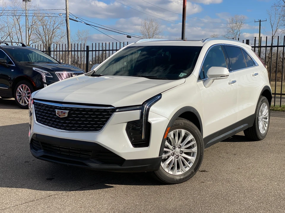 2024 Cadillac XT4 - Image 2 of 21
