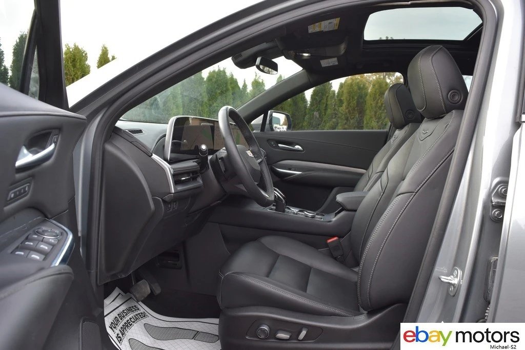 2024 Cadillac XT4 - Image 10 of 21