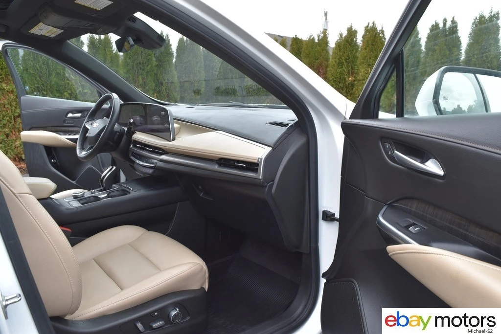 2024 Cadillac XT4 - Image 17 of 21