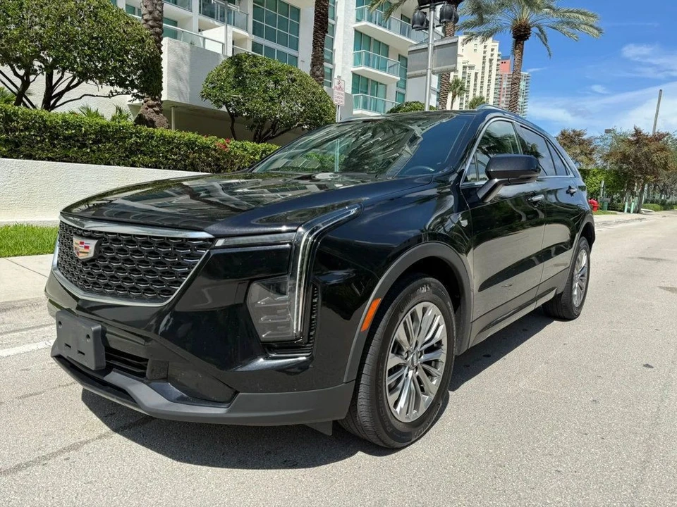 2024 Cadillac XT4 - Image 4 of 12