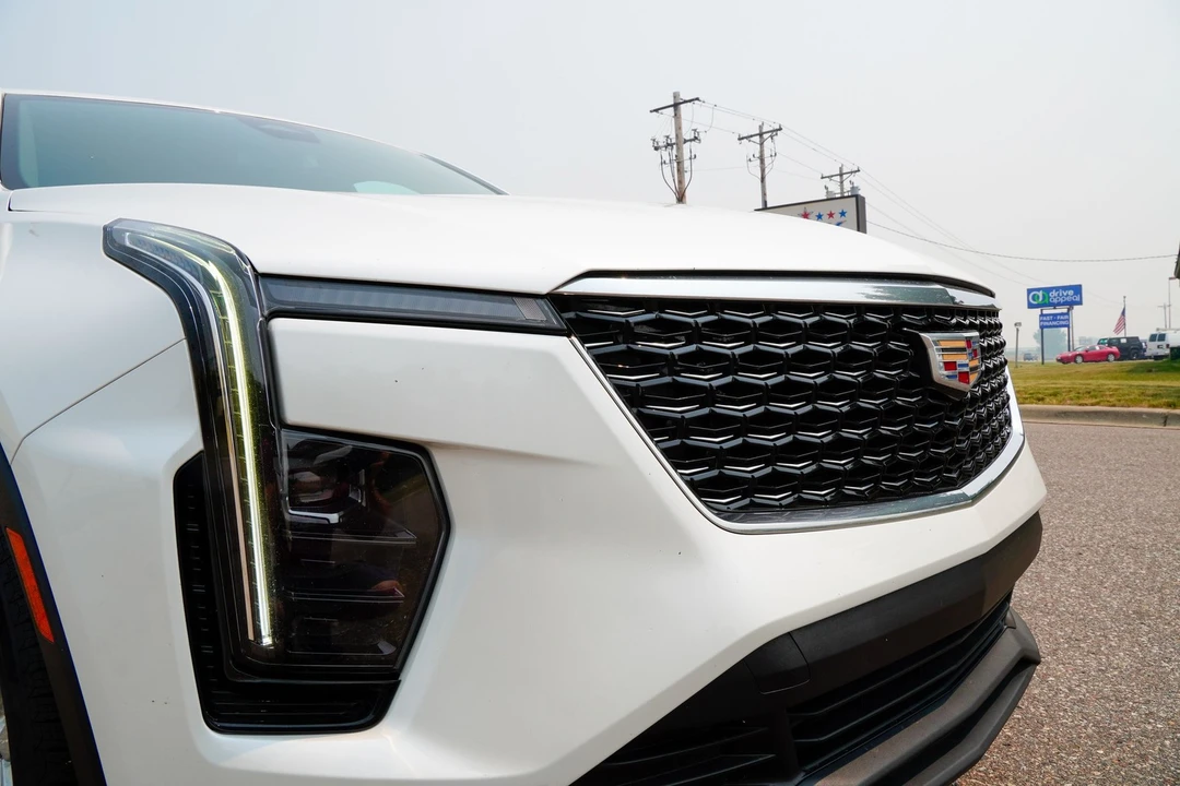 2024 Cadillac XT4 - Image 24 of 31