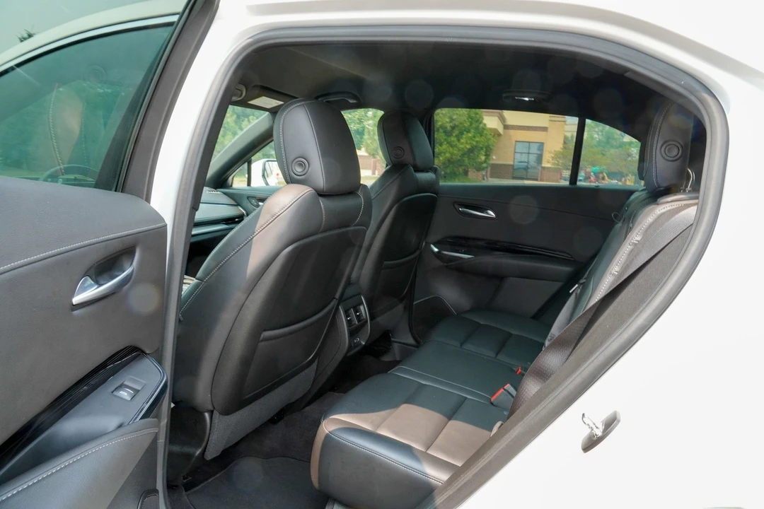 2024 Cadillac XT4 - Image 15 of 31