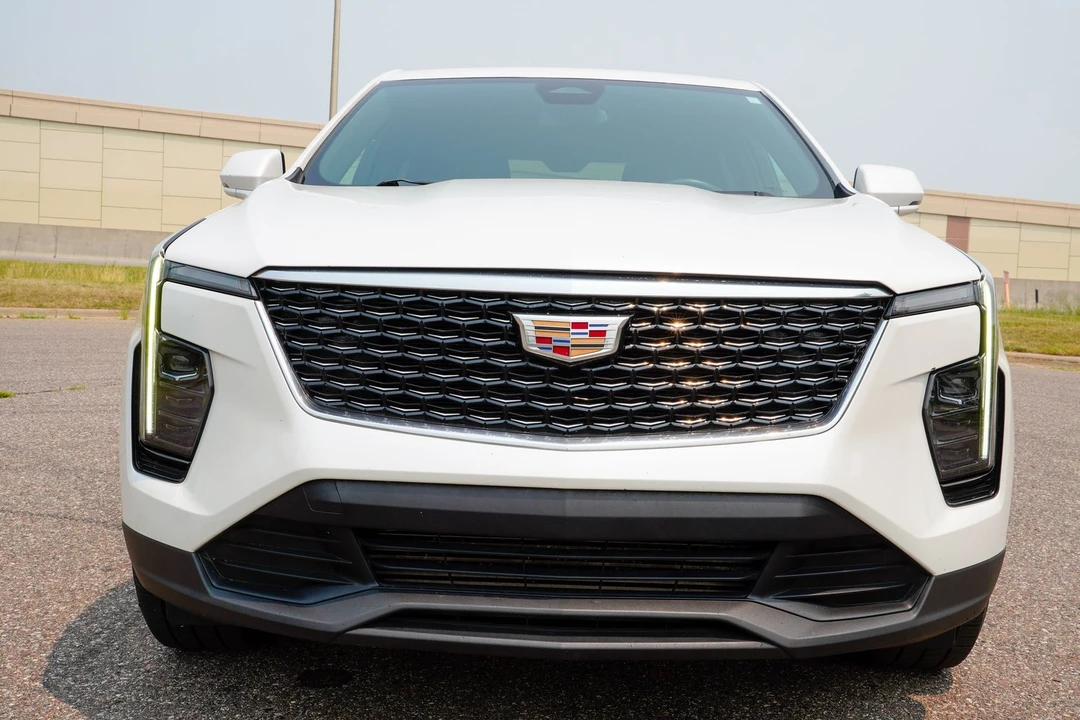 2024 Cadillac XT4 - Image 9 of 31