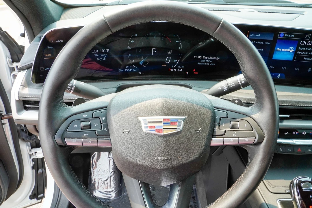 2024 Cadillac XT4 - Image 14 of 31