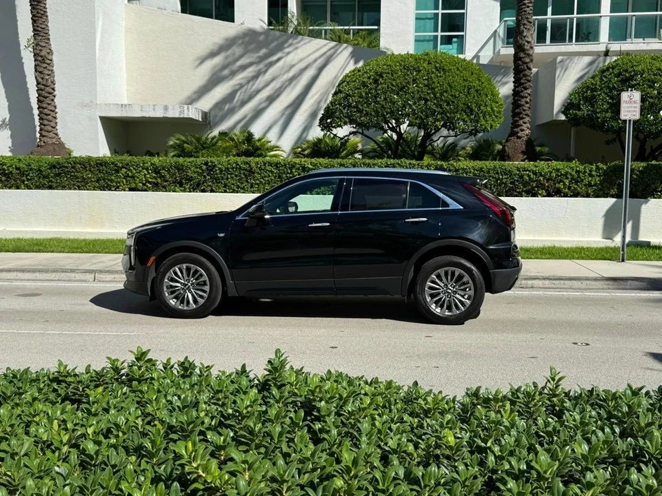 2024 Cadillac XT4 - Image 5 of 12