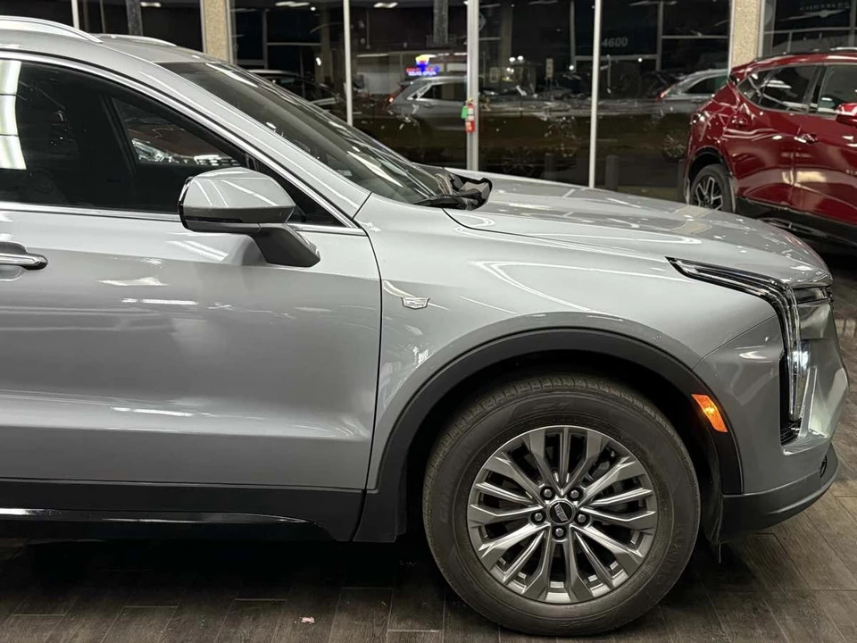 2024 Cadillac XT4 - Image 17 of 21