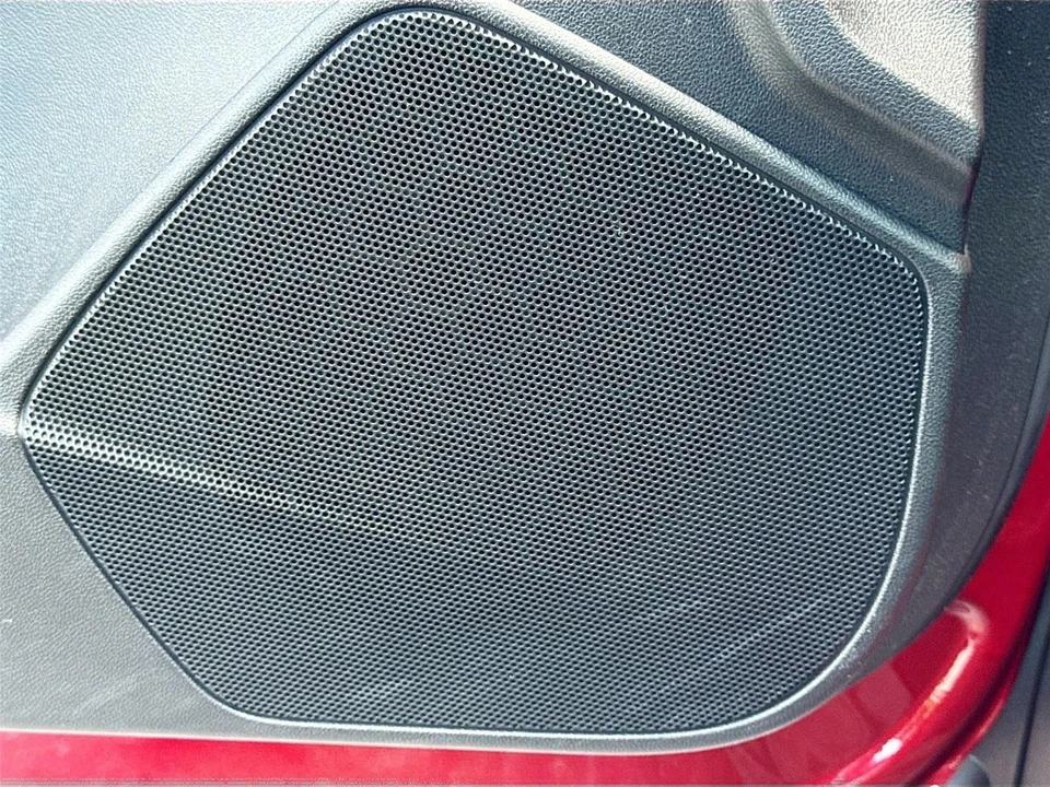 2024 Cadillac XT4 - Image 18 of 21