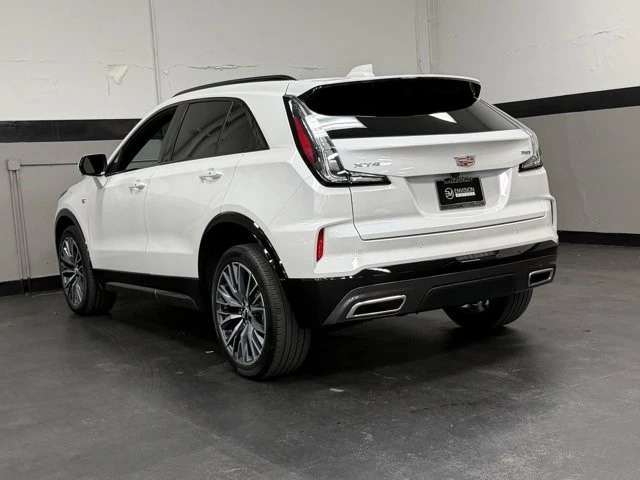2024 Cadillac XT4 - Image 10 of 21