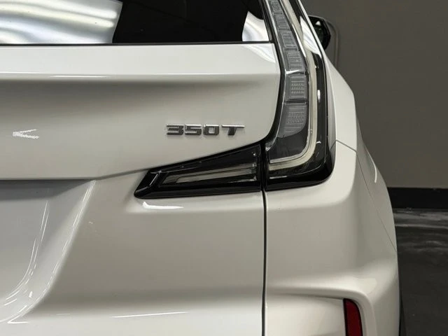 2024 Cadillac XT4 - Image 14 of 21