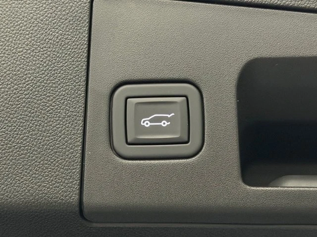 2024 Cadillac XT4 - Image 16 of 21