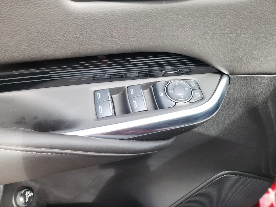 2024 Cadillac XT4 - Image 17 of 21