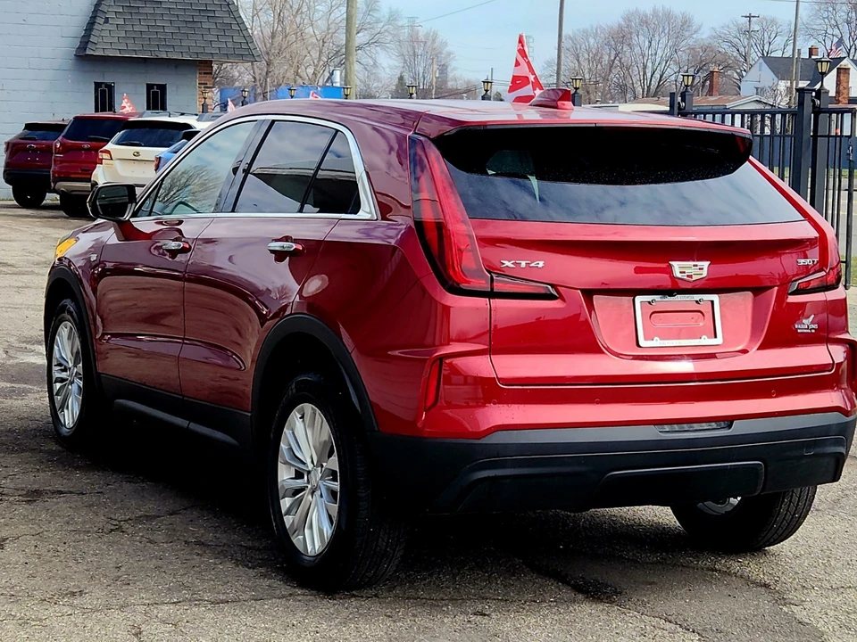 2024 Cadillac XT4 - Image 8 of 21
