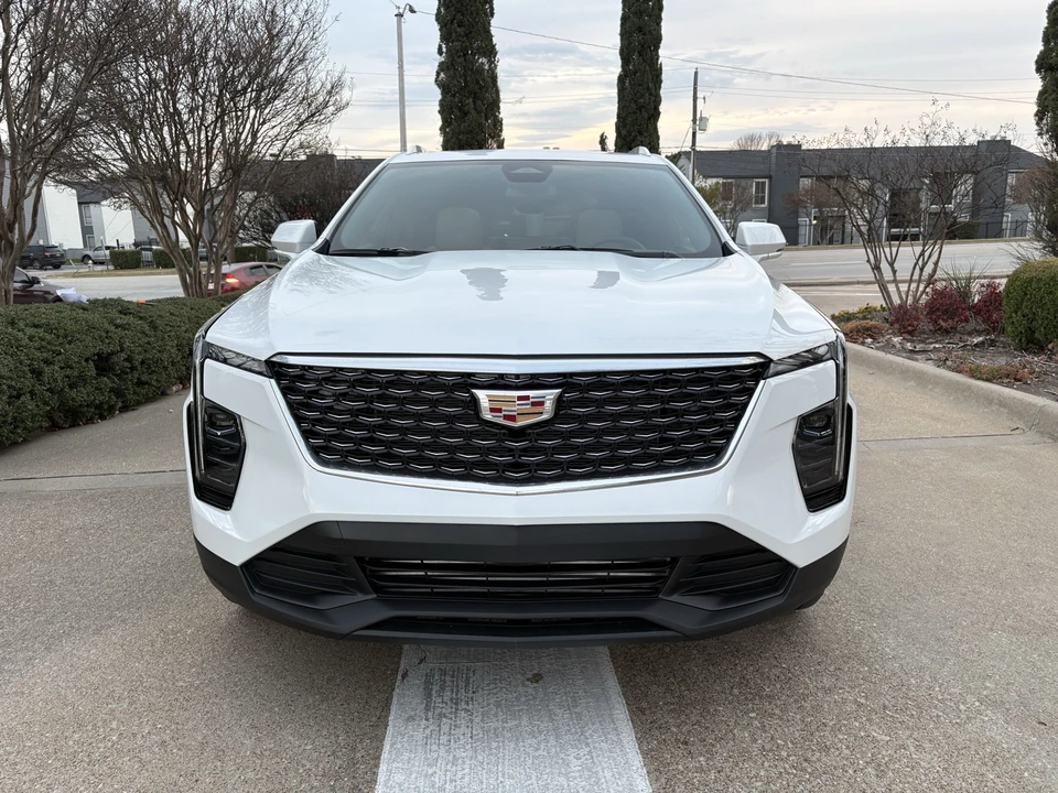 2024 Cadillac XT4 - Image 2 of 21